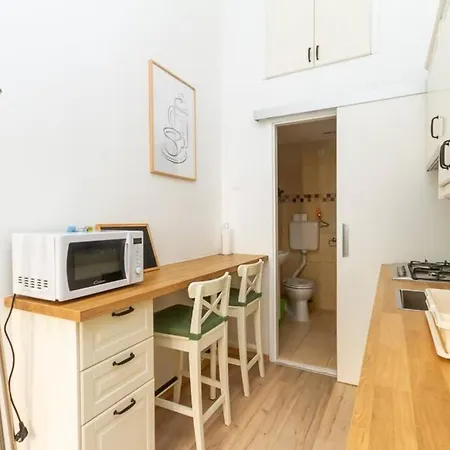 Apartment H10 By Nw *