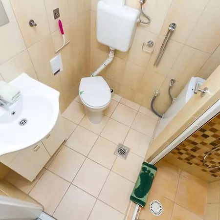 H10 By Nw Apartment *